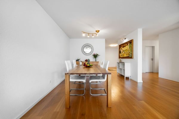 Exklusives Wohnen mit Seepanorama und Pilatusblick 3