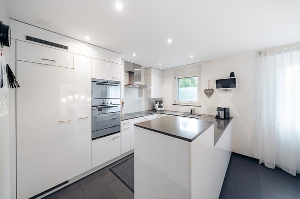 Moderne 4.5-Zimmer-Terrassenwohnung mit hochwertigem Ausbau ideal für Familien 5