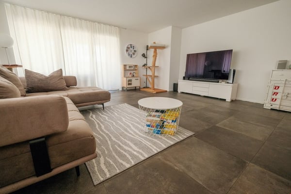 Moderne 4.5-Zimmer Duplex Wohnung in Bösingen zu vermieten 3