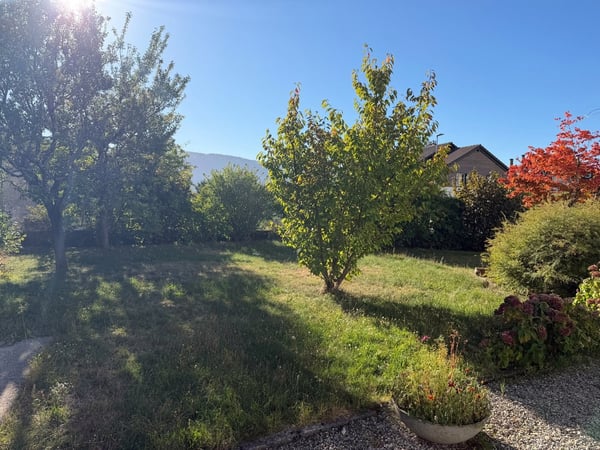 Spacieux et lumineux 1.5 pièces de plain-pied à Fontaines 8