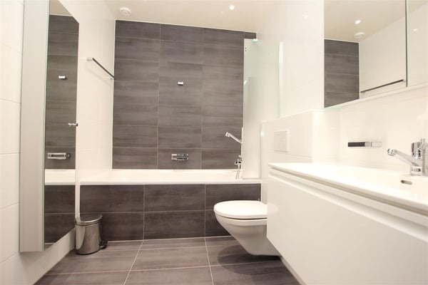 UN JARDIN AU CETRE VILLE | PROCHE ECOLE INTERNATIONALE ET PARC BERTRAND | 2 APPARTEMENTS 7