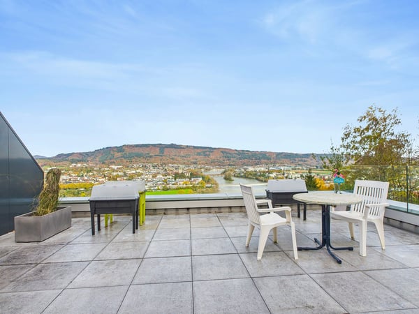 Exklusive Doppelhaushälfte, mit Weitsicht über die Landesgrenze 11