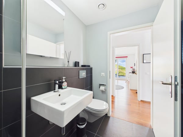 Exklusive Terrassenwohnung mit unverbaubarer Weitsicht 11