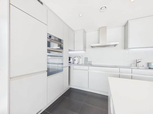 Exklusive Terrassenwohnung mit unverbaubarer Weitsicht 5