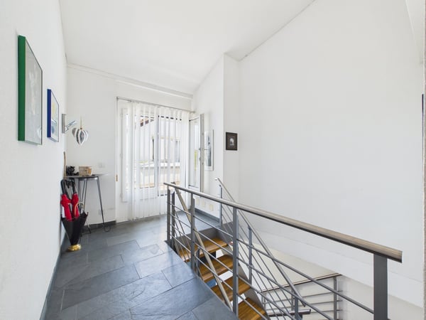 Wohnen mit Charakter – Maisonette-Dachwohnung mit zwei Galerien 16