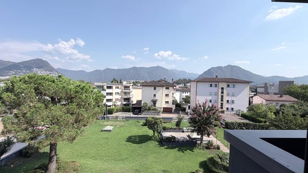 Lugano-Breganzona | 4 locali con terrazzo 17