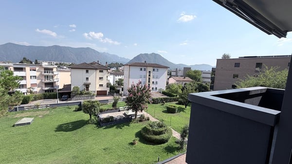 Lugano-Breganzona | 4 locali con terrazzo 19