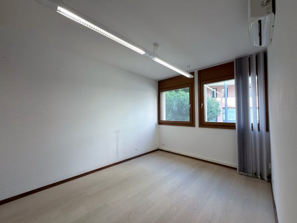 Appartamento di 4.5 locali in vendita a Lugano 11