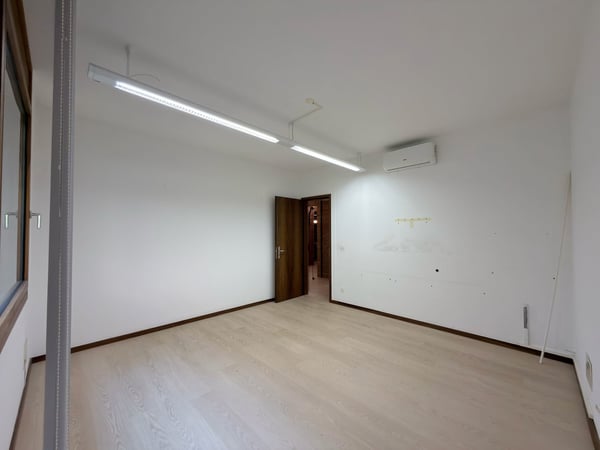 Appartamento di 4.5 locali in vendita a Lugano 15