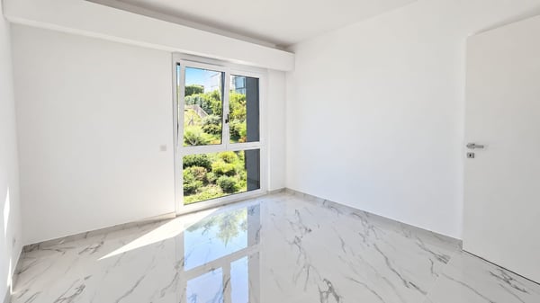 Lugano-Breganzona: 3.5 locali ristrutturato, 105 m², terrazzo e 2 bagni 13
