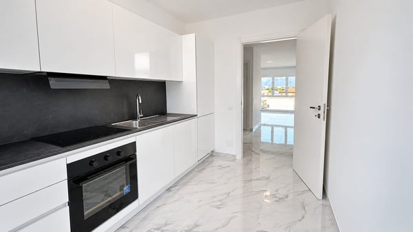 Lugano-Breganzona: 3.5 locali ristrutturato, 105 m², terrazzo e 2 bagni 5