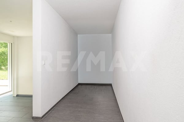 Moderne 2.5Zimmer-Wohnung mit Garten 8