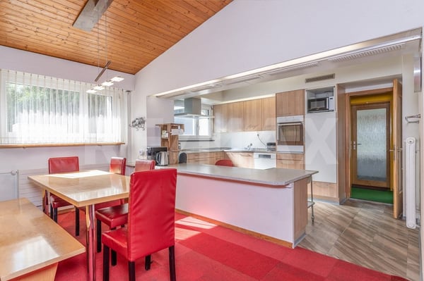 Einfamilienhaus mit Potenzial an begehrter Wohnlage 11
