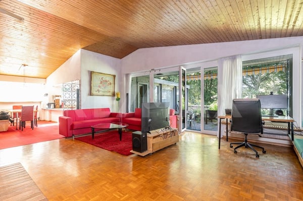 Einfamilienhaus mit Potenzial an begehrter Wohnlage 9