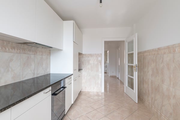 Gemütliche Altbauwohnung mit Wintergarten zu vermieten 3