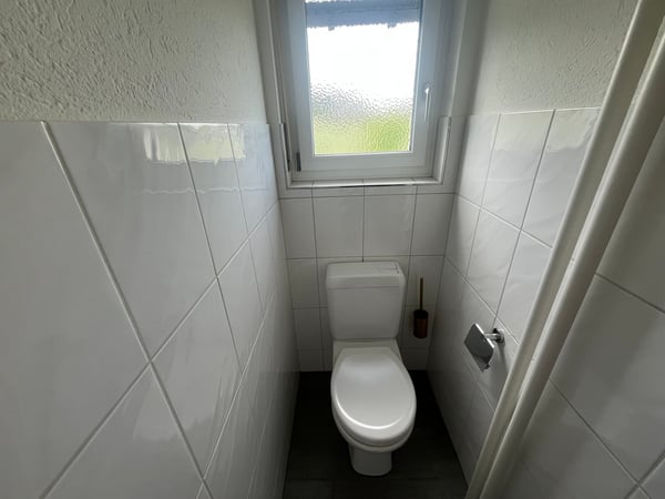 ATTRAKTIVE 4.5-ZIMMERWOHNUNG AN RUHIGER LAGE IN REINACH 4