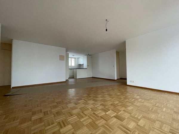 FRISCHLUFT! TOP 4.5-ZIMMERWOHNUNG MIT WEITSICHT! 4