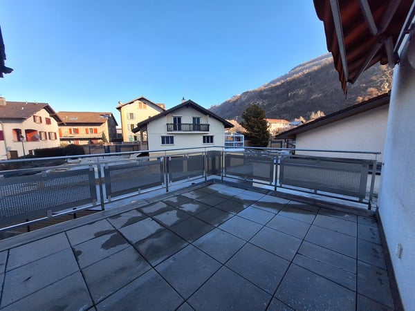 PETIT APPARTEMENT 3PCES AVEC TERRASSE 2