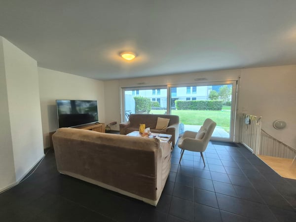 BEL APPARTEMENT AU REZ AVEC TERRASSE 6