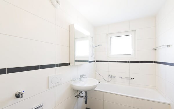 BEL APPARTEMENT AU REZ AVEC TERRASSE 4