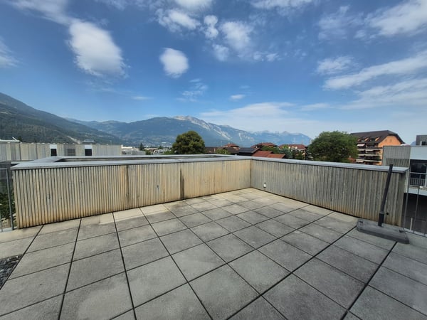 BEX -BEL ATTIQUE 3.5PCES AVEC GRANDE TERRASSE 2