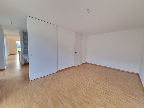 BEX - BEL APPARTEMENT 2.5PCES AU REZ 12