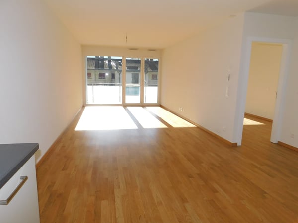 SION - SPACIEUX APPARTEMENT DE 2.5PCES 2