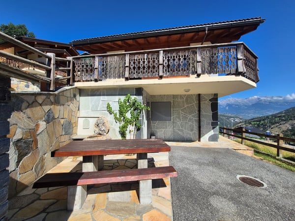 EUSEIGNE - BEAU CHALET DE 3.5 PIECES 3