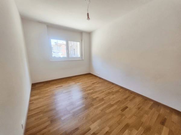 ERDE - SPACIEUX APPARTEMENT 4.5PCES AVEC TERRASSE 12