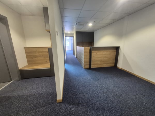CONTHEY - BEAUX BUREAUX A LOUER 7