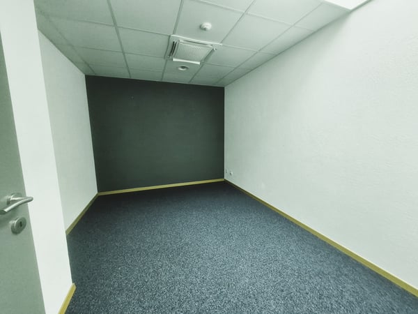 CONTHEY - BEAUX BUREAUX A LOUER 9