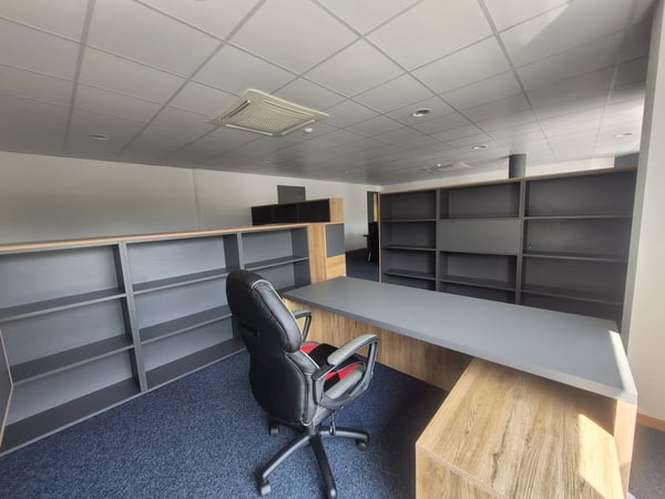 CONTHEY - BEAUX BUREAUX A LOUER 4