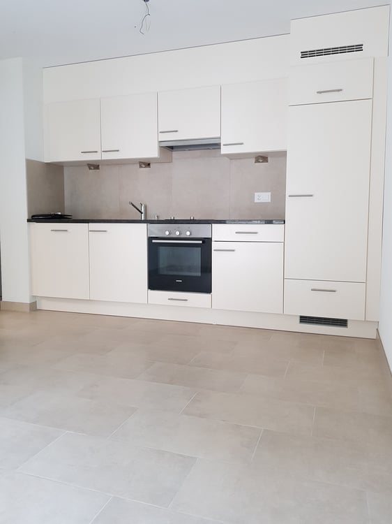 ROCHE (VD) - BEL APPARTEMENT 2.5 PIECES AU REZ 2