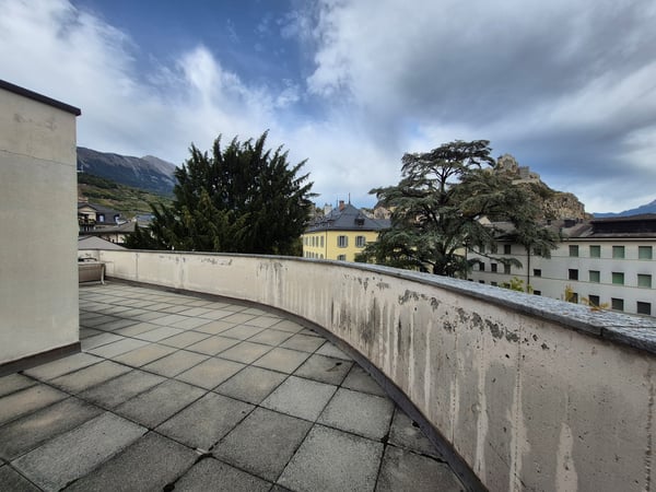 SION-CENTRE - LOCAUX A LOUER 3