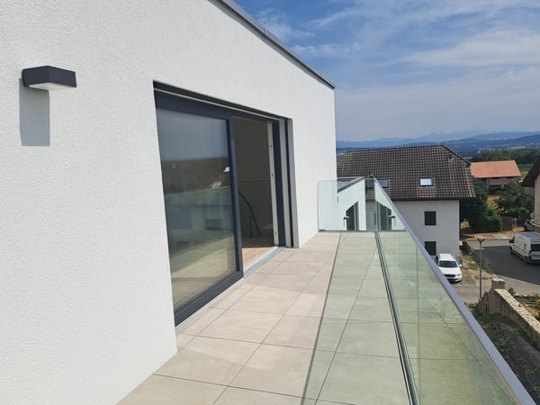Vallon / Exceptionnel duplex de 5.5 pièces en attique 11