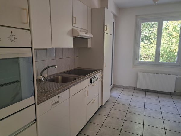 Fribourg / 3.5 pièces + bureau 3