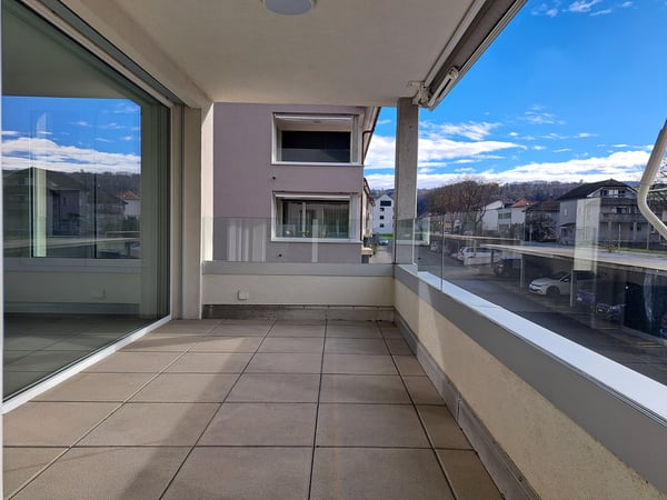GARE 9, Appartement de 4.5 pièces récent avec 2 salles de bain 2