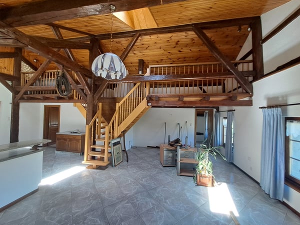 CULLIAIRY 30, Appartement de 6.5 pièces avec vaste terrasse et jardin 1