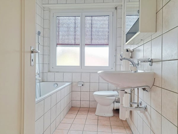 SAVOIE 7, Appartement de 2.5 pièces au centre de la ville 8