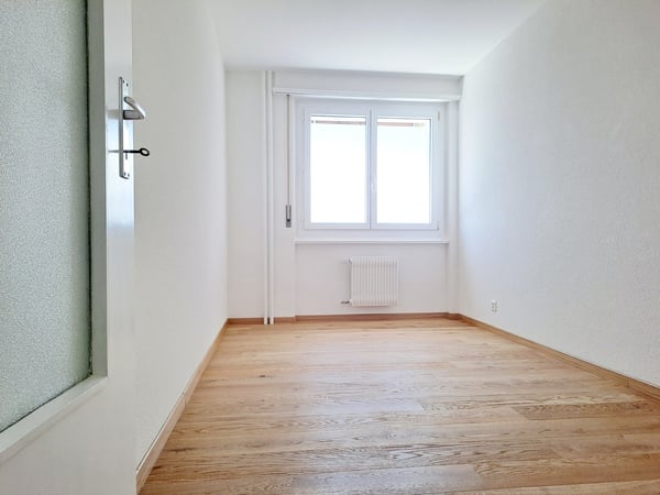 NEUCHÂTEL 41, Appartement de 4.5 pièces proche du centre de 91m2 5