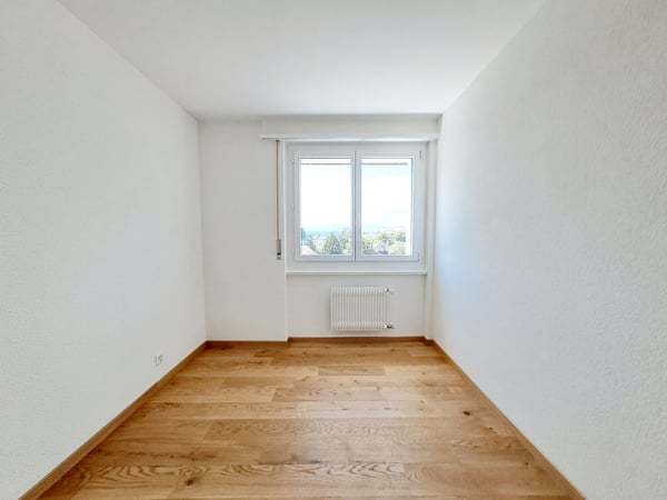 NEUCHÂTEL 41, Appartement de 4.5 pièces proche du centre de 91m2 4