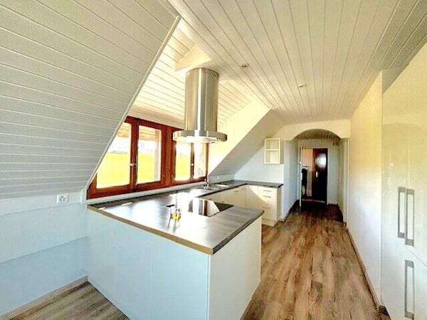 ORON 19, Appartement de 3.5 pièces aux combles 1