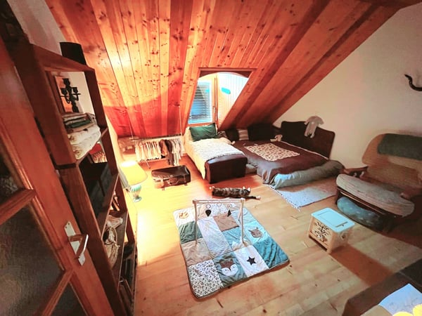 LA POISSINE 3, Appartement de 4.5 pièces aux combles de 120m2 5