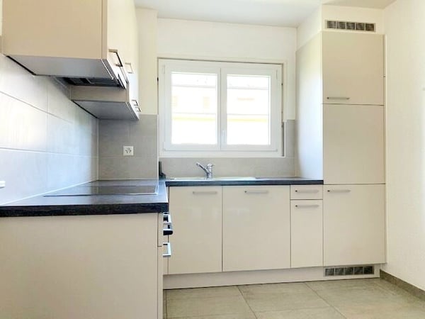 LILAS 3, Appartement de 3 pièces proche de la ville 2