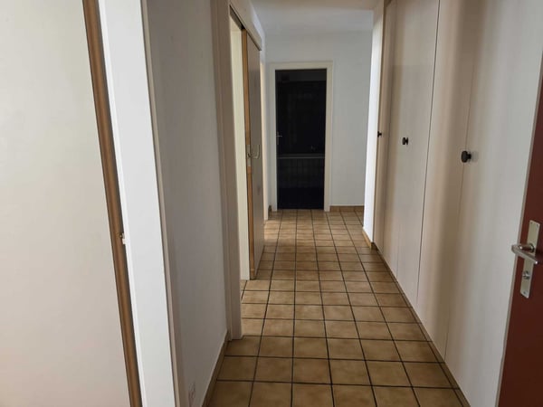 APPARTEMENT 3 PIECES ASCENSEUR ET BALCON 6