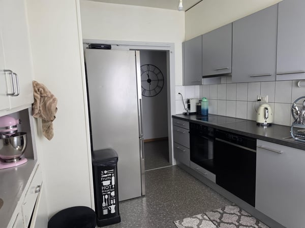 APPARTEMENT 4 PIECES 92 M2 3EME ETAGE SANS ASCENSEUR 2