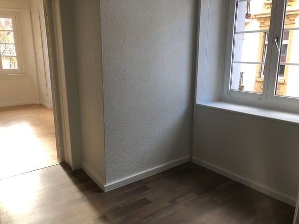 GRAND 3.5 PIÈCES DE 100 M2 CENTRE VILLE AVEC CACHET 7