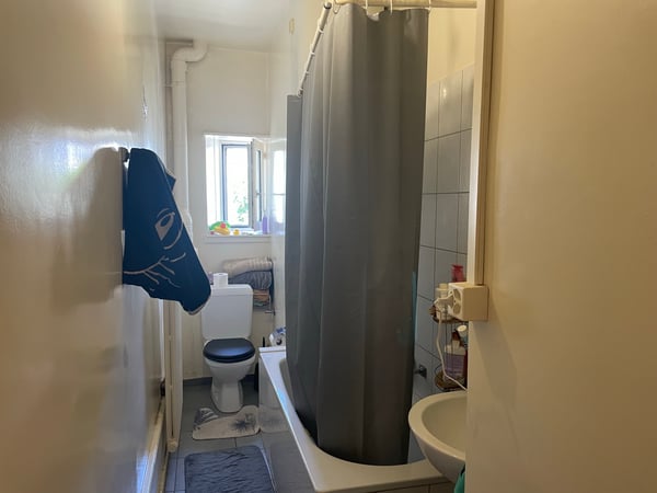APPARTEMENT 2 PIECES 2EME ETAGE SANS ASCENSEUR 8