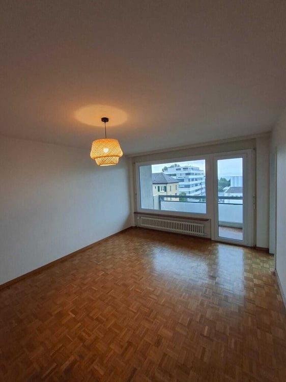 STUDIO 5EME ETAGE AVEC BALCON 35 M2 ET ASCENSEUR 2