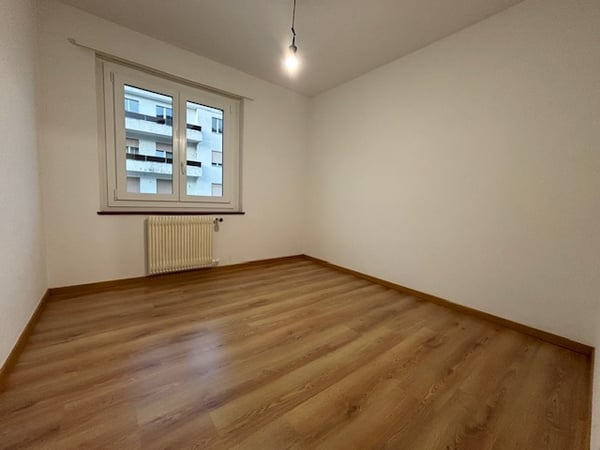 Appartement de 3.5 pces quartier ensoleillé à louer 4